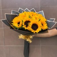 Tienda ramo de 12 girasoles